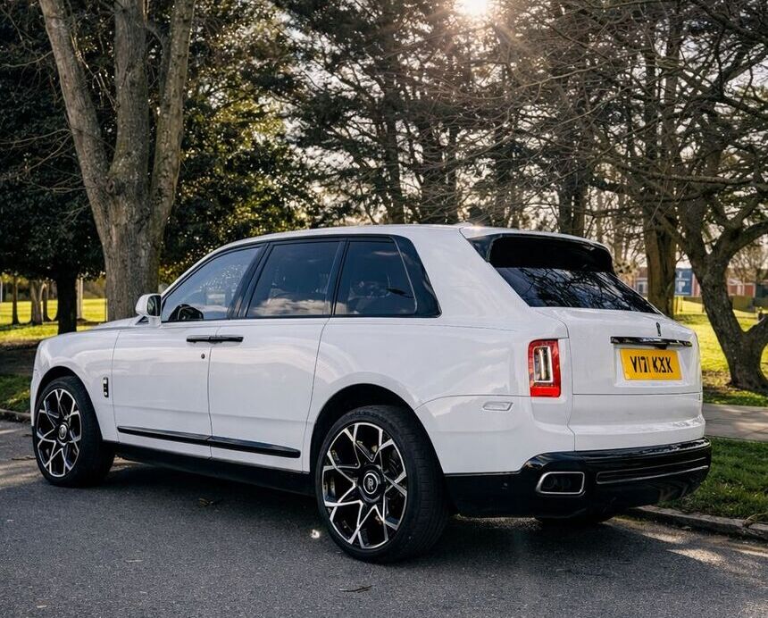 rolls-royce cullinan hire rolls-royce cullinan hire